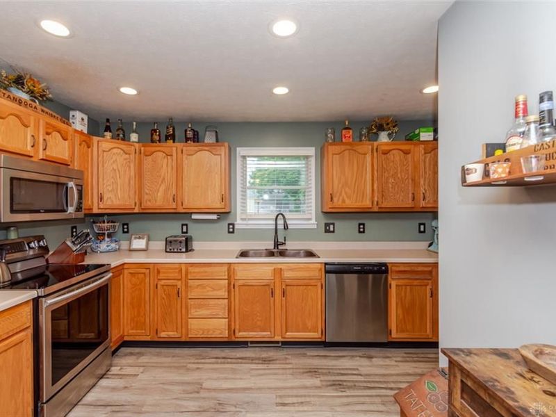 147 Fiord Drive, Eaton, OH 45320 Photo 5