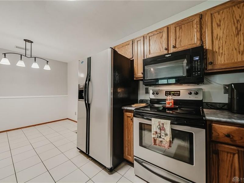 6675 Loblolly Drive, Dayton, OH 45424 Photo 17