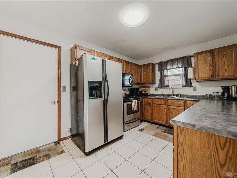 6675 Loblolly Drive, Dayton, OH 45424 Photo 19