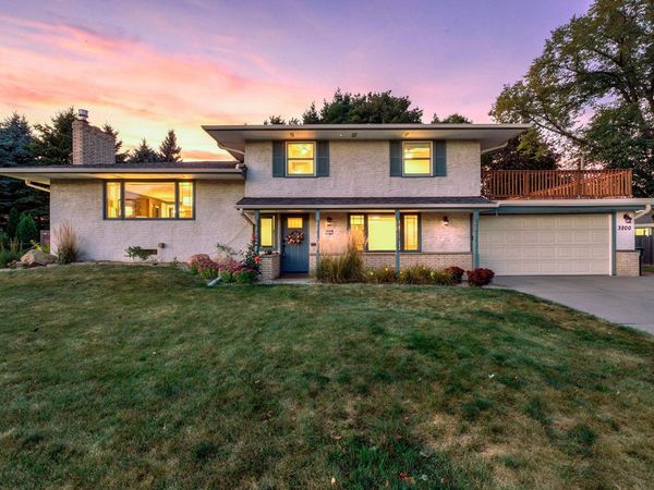 3200 Edward Street NE, Saint Anthony, MN 55418