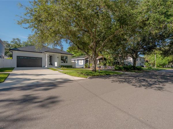 1910 W NORTH B STREET, TAMPA, FL 33606