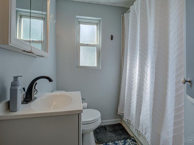 3079 Neisel Avenue, Green Township, OH 45248 Photo 20