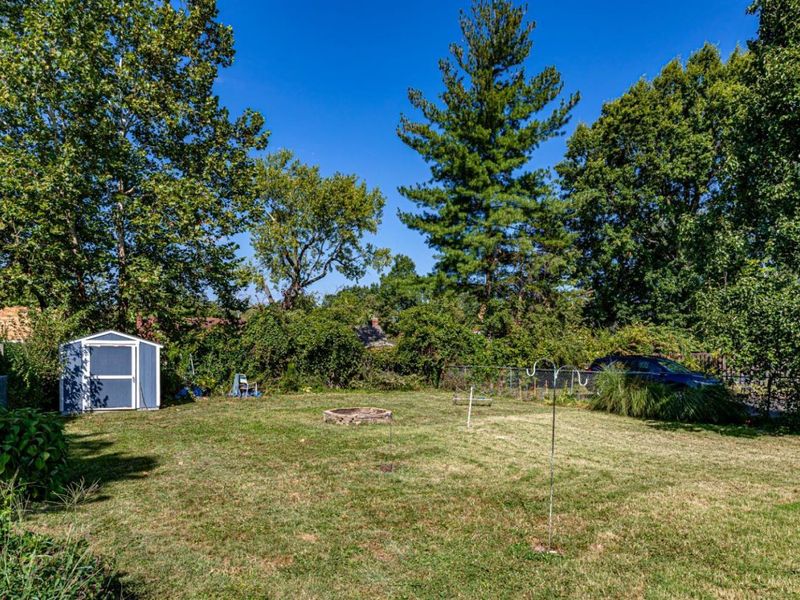 3079 Neisel Avenue, Green Township, OH 45248 Photo 3