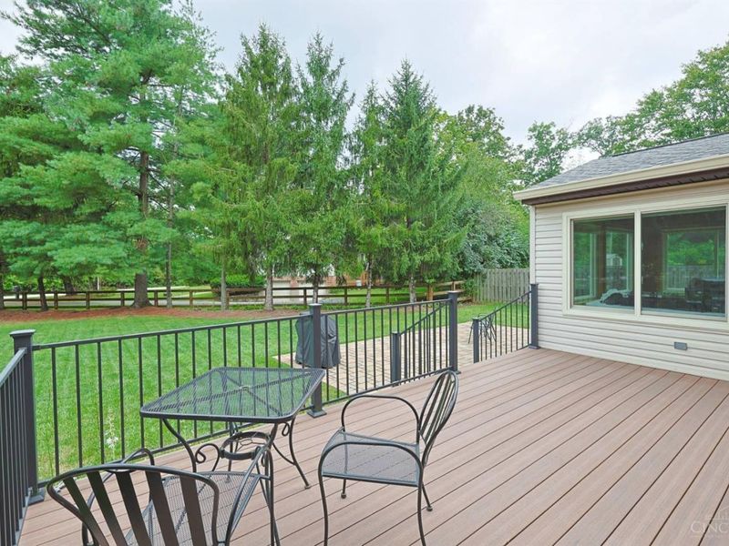 8389 Shadowpoint Court, Montgomery, OH 45242 Photo 27