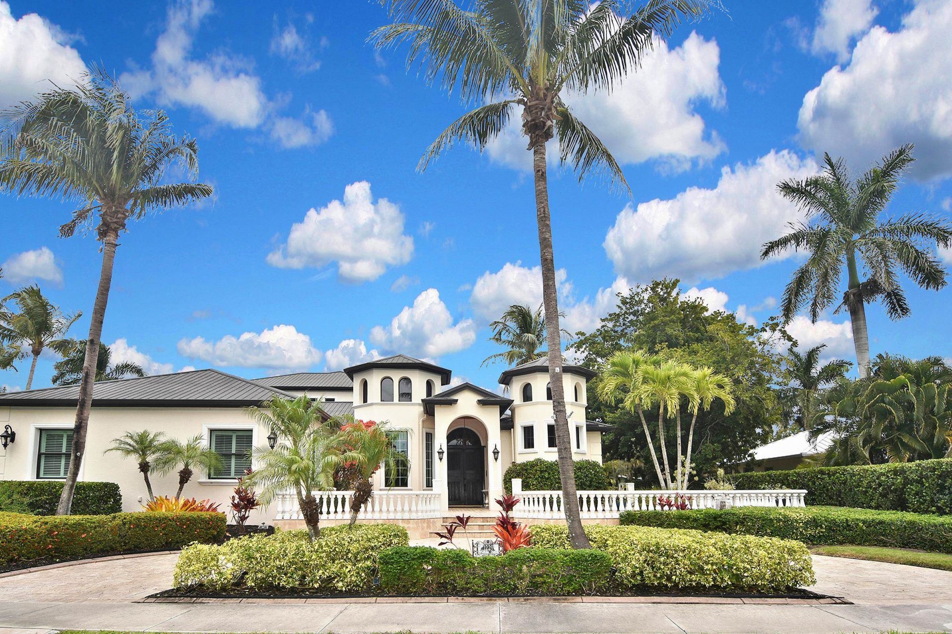 1229 Plumosa Dr, Fort Myers, FL 33901 Photo