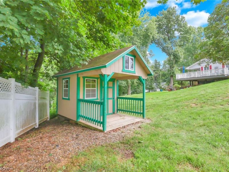 1351 Maple Heights Lane, Coshocton, OH 43812 Photo 35
