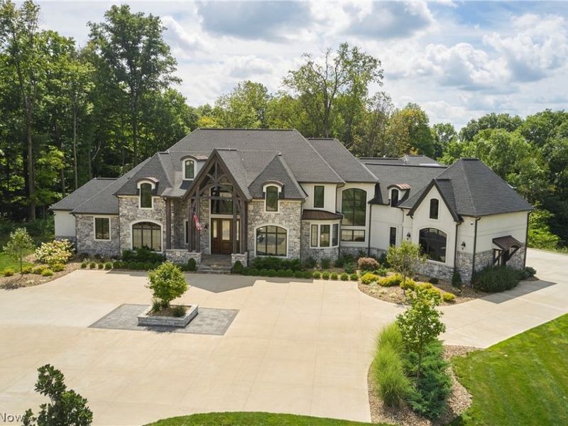 6069 Oban Court, Medina, OH 44256 Photo 1