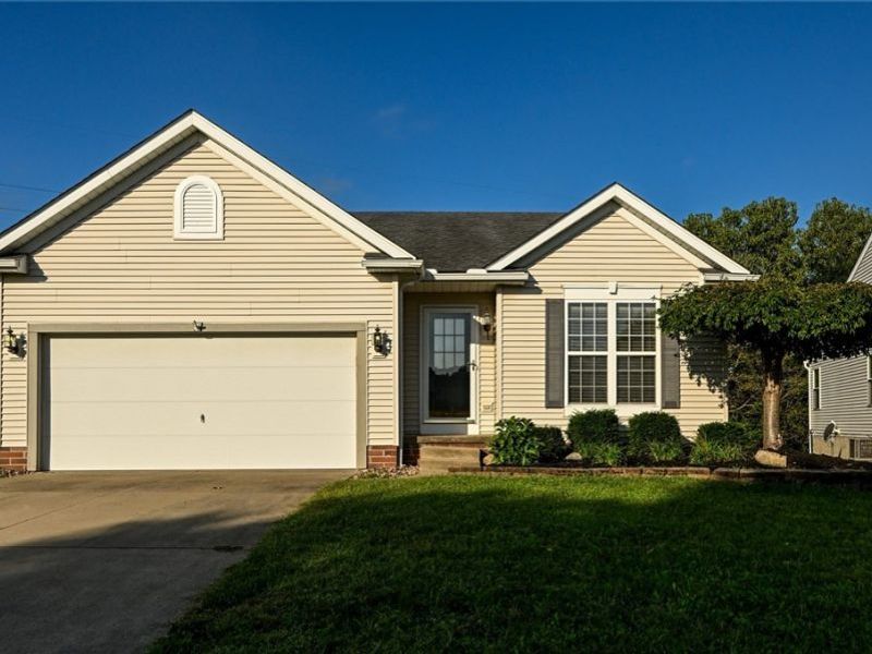 2156 Thornbury Lane, Akron, OH 44319 Photo 1