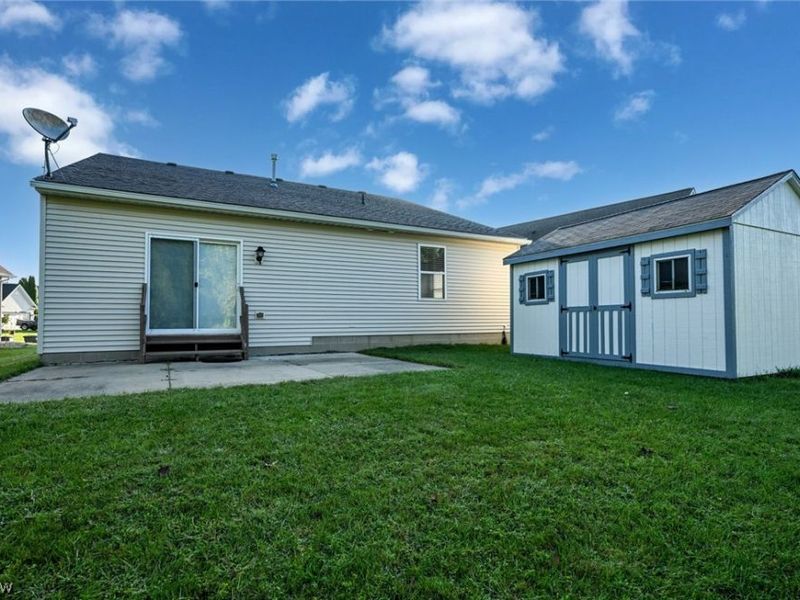 2156 Thornbury Lane, Akron, OH 44319 Photo 11