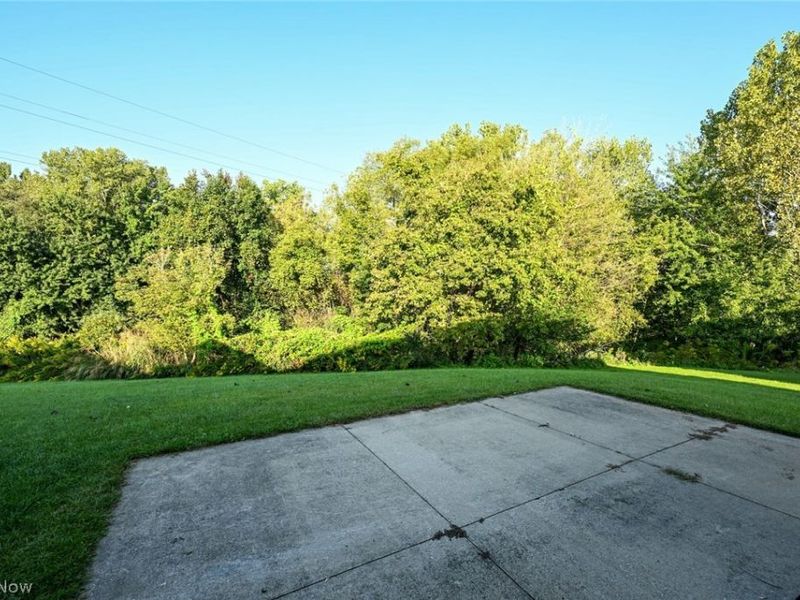 2156 Thornbury Lane, Akron, OH 44319 Photo 15