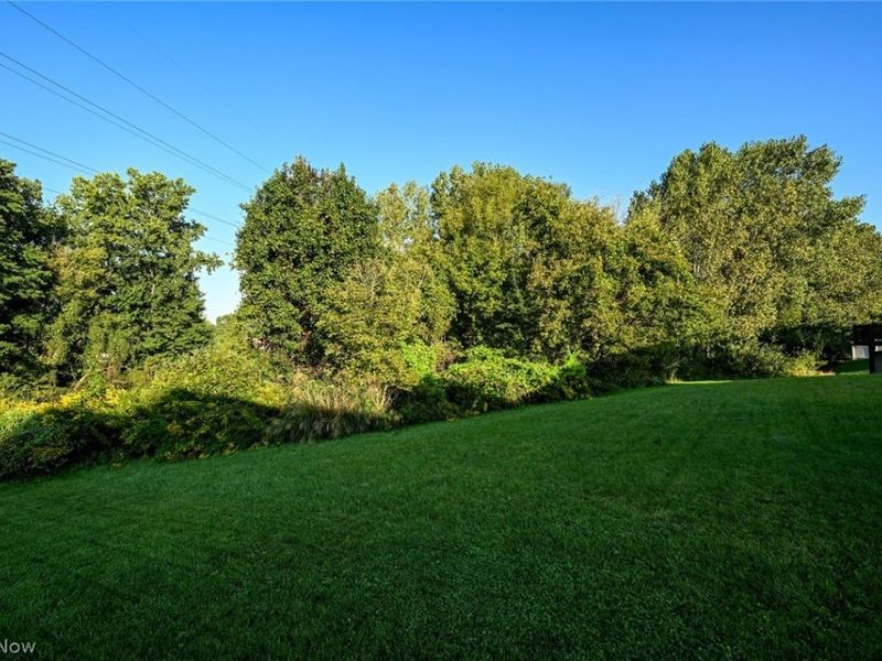2156 Thornbury Lane, Akron, OH 44319 Photo 36
