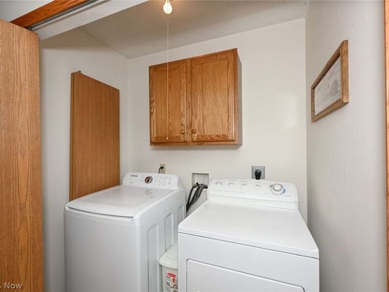 2156 Thornbury Lane, Akron, OH 44319 Photo 8