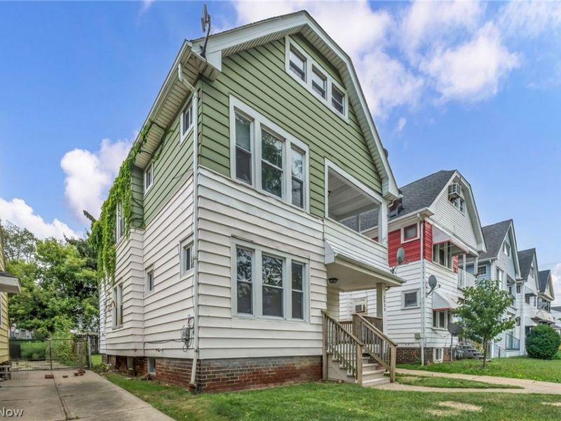 3035 W 116th Street, Cleveland, OH 44111 Photo 2