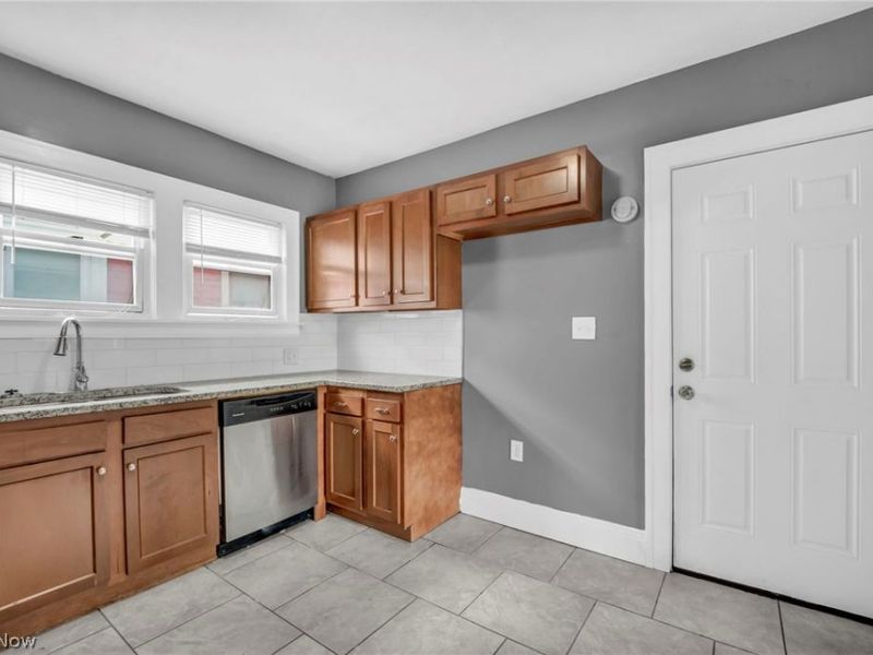 3035 W 116th Street, Cleveland, OH 44111 Photo 26