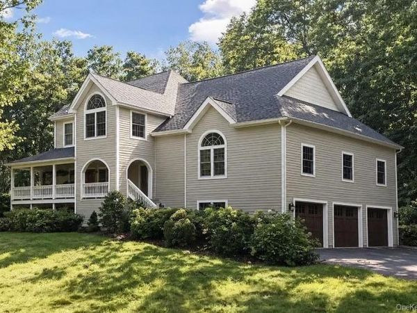 11 Smith Farm Road, Bedford, NY 10506