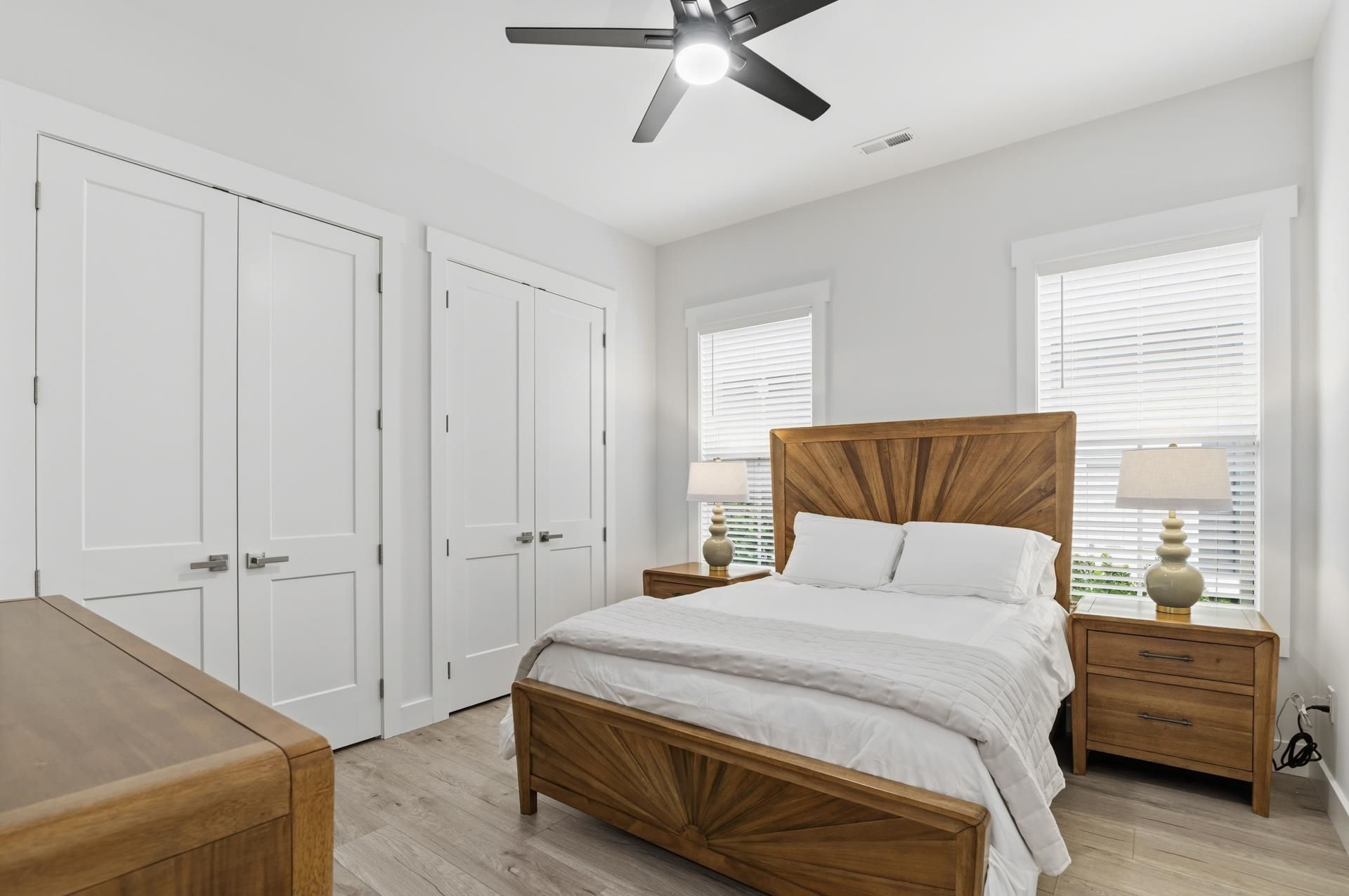 1009 Noddy Ct. Photo 32