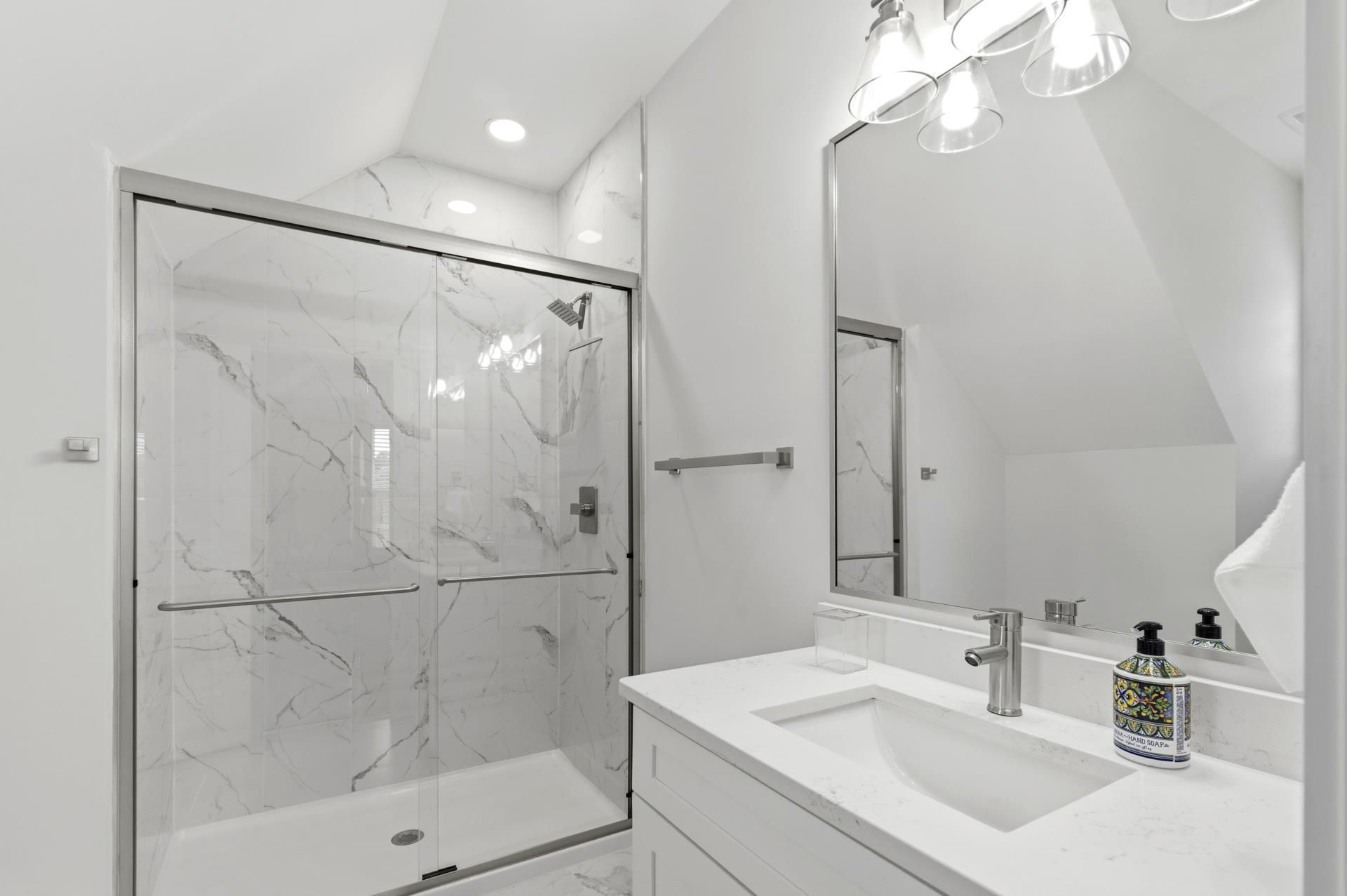 1009 Noddy Ct. Photo 42
