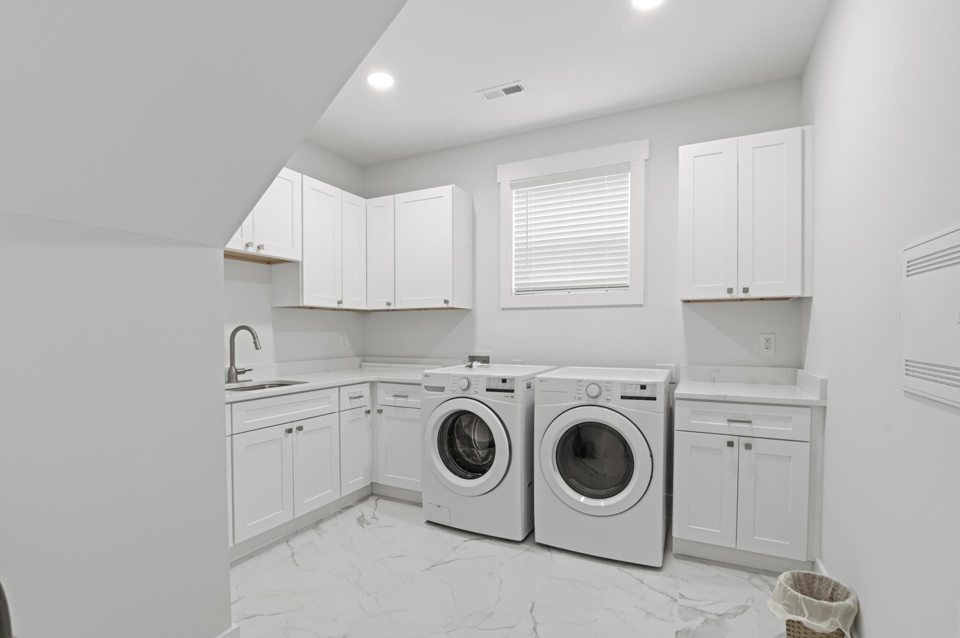 1009 Noddy Ct. Photo 45