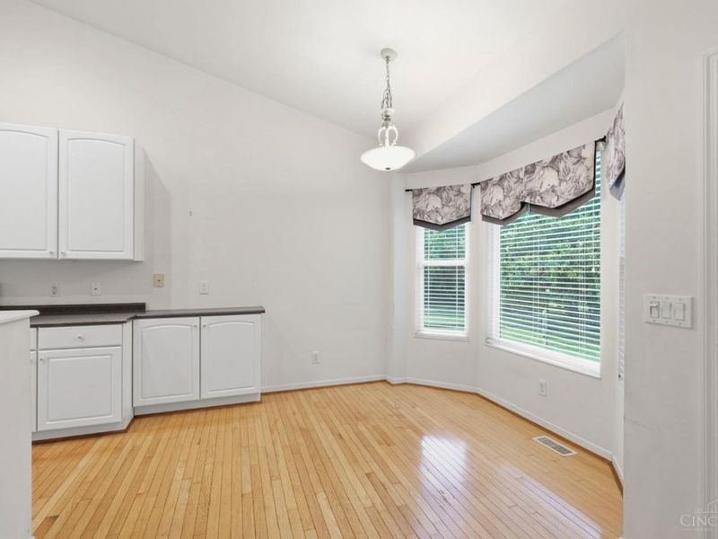 10187 Meadowknoll Drive, Symmes Township, OH 45140 Photo 16