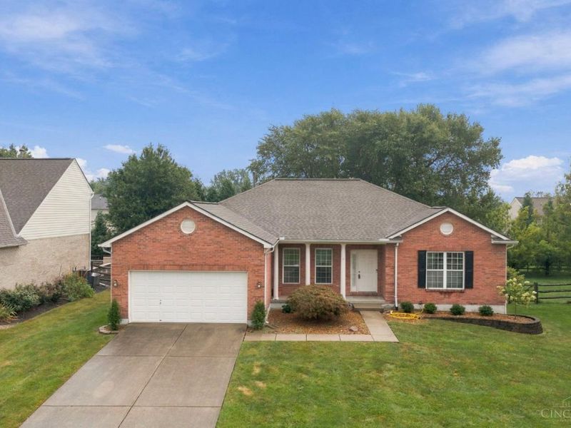 10187 Meadowknoll Drive, Symmes Township, OH 45140 Photo 2