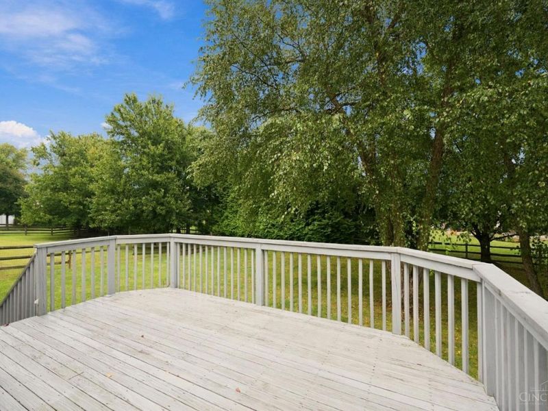 10187 Meadowknoll Drive, Symmes Township, OH 45140 Photo 57