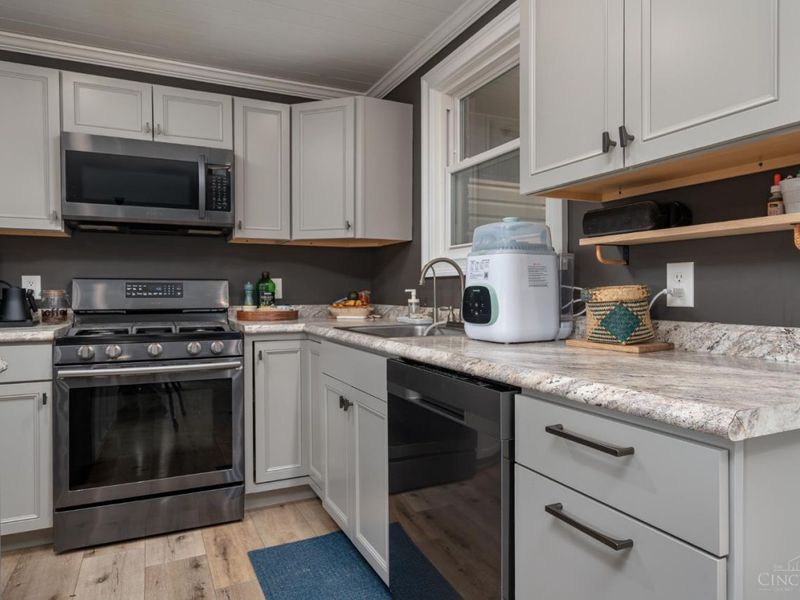 8965 Zoellner Road, Colerain Township, OH 45251 Photo 8