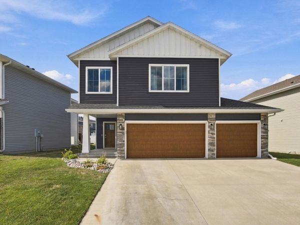 6183 58th Street S, Fargo, ND 58104