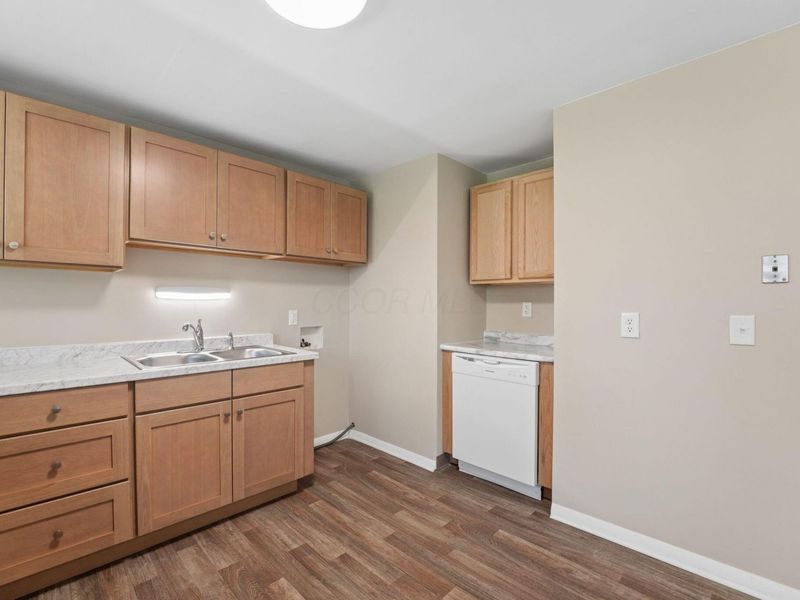 1475 Goss Place, Reynoldsburg, OH 43068 Photo 12