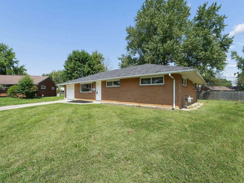 1475 Goss Place, Reynoldsburg, OH 43068 Photo 3
