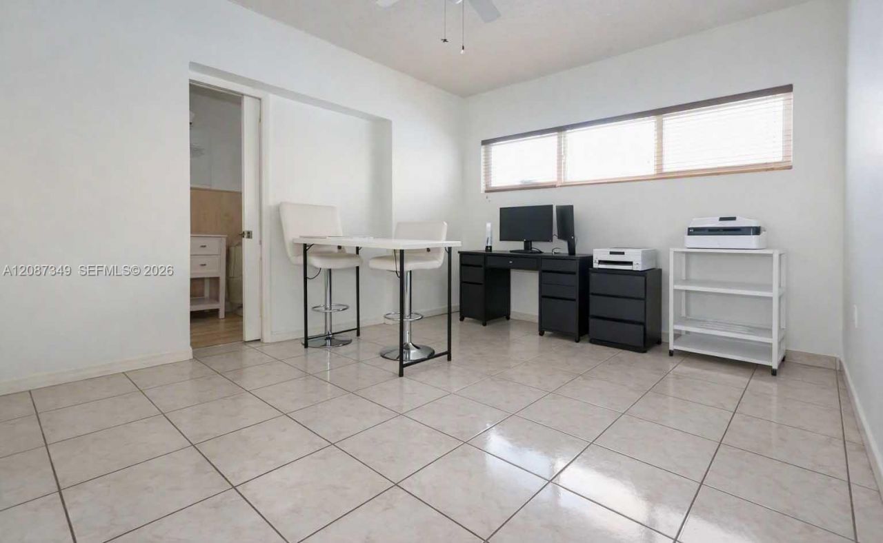 11231 NW 60th Ct, Hialeah, FL 33012 Photo