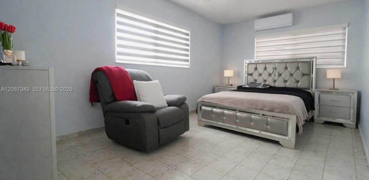 11231 NW 60th Ct, Hialeah, FL 33012 Photo