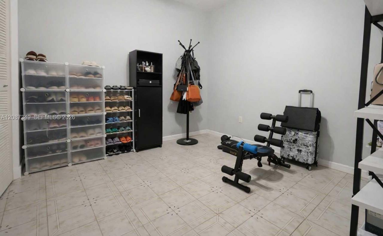 11231 NW 60th Ct, Hialeah, FL 33012 Photo