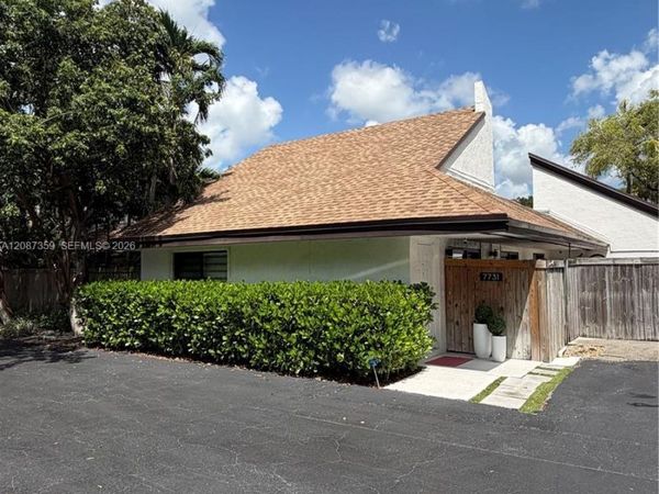 7731 SW 100th St, Unit 30, Miami, FL 33156