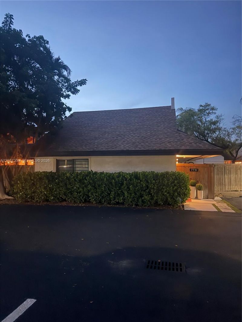 7731 SW 100th St, Unit 30, Miami, FL 33156 Photo