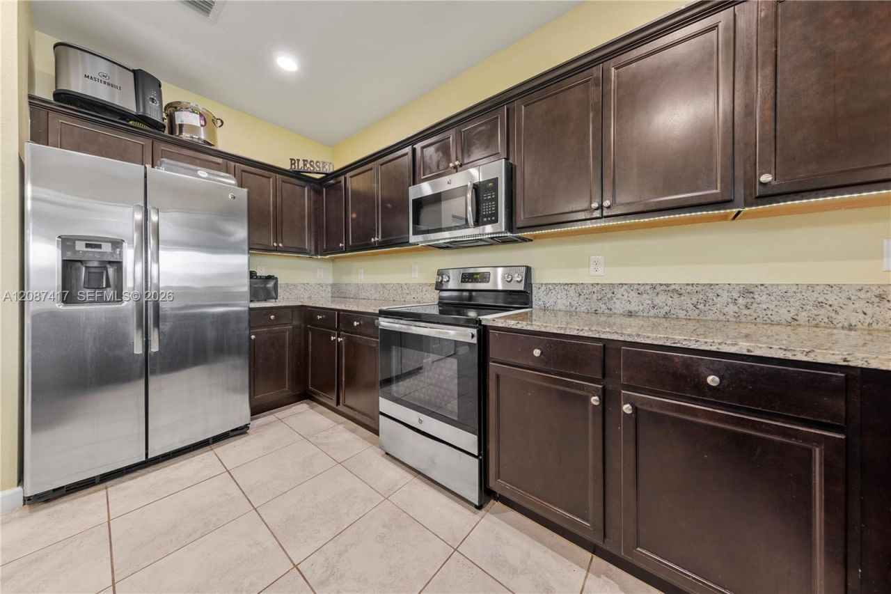 11461 SW 253rd St, Homestead, FL 33032 Photo