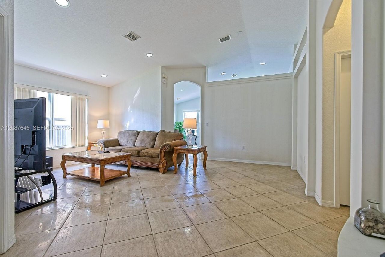 1520 SE 17th Ave, Homestead, FL 33035 Photo