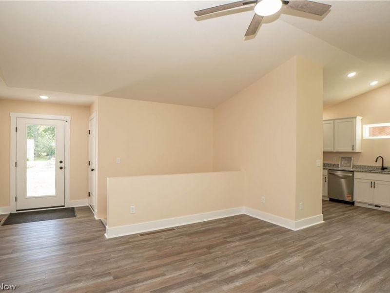 97 Nottingham Street, Tallmadge, OH 44278 Photo 7