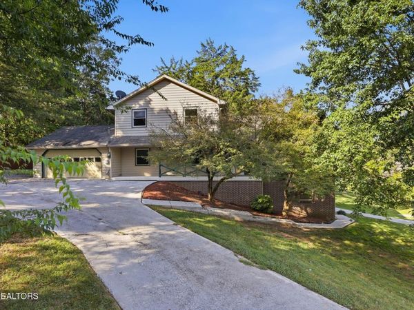 903 Misty Springs Rd, Knoxville, TN 37932