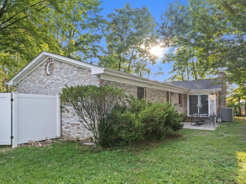 106 Red Bud Lane, Pike Township, OH 45154 Photo 6