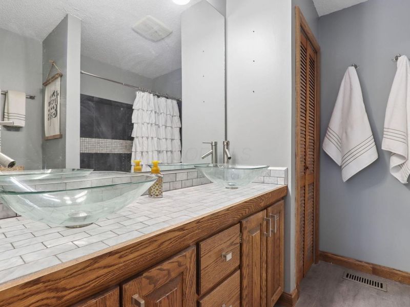 2579 Karok Drive, London, OH 43140 Photo 18