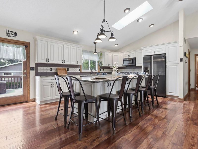 2579 Karok Drive, London, OH 43140 Photo 8