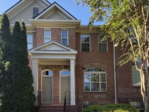 10748 Ellicot Way, Alpharetta, GA 30022