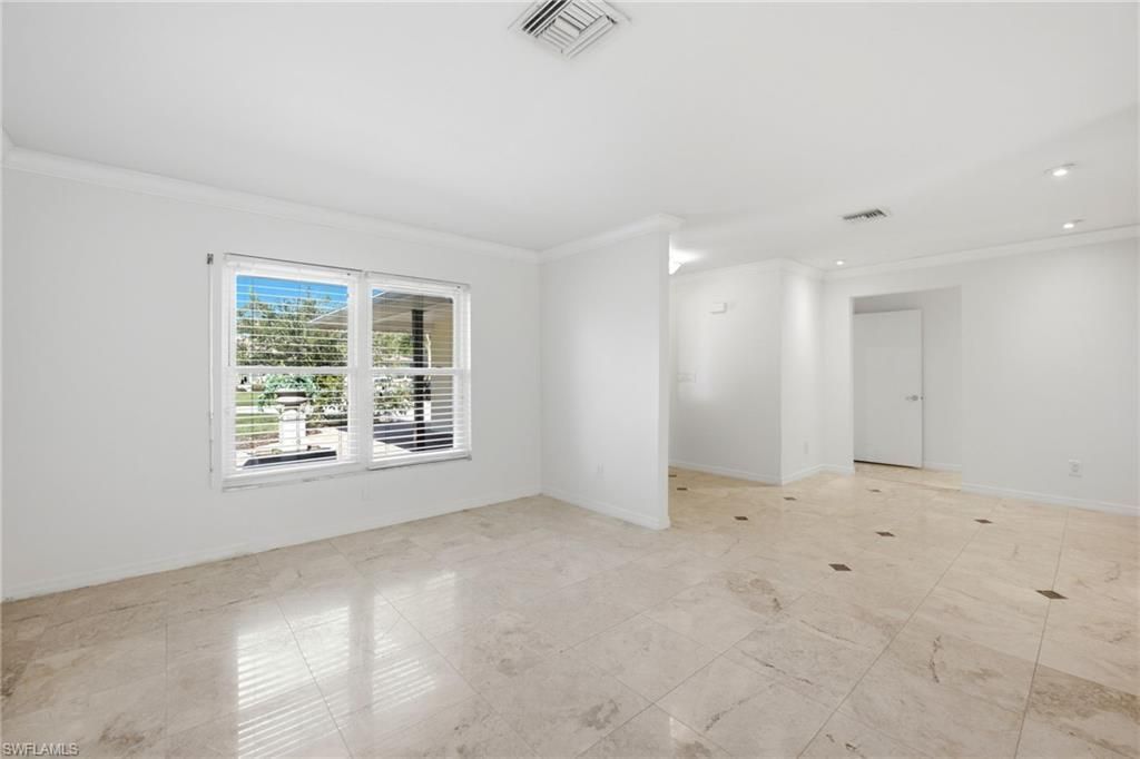 688 W Valley Dr, Bonita Springs, FL 34134 Photo