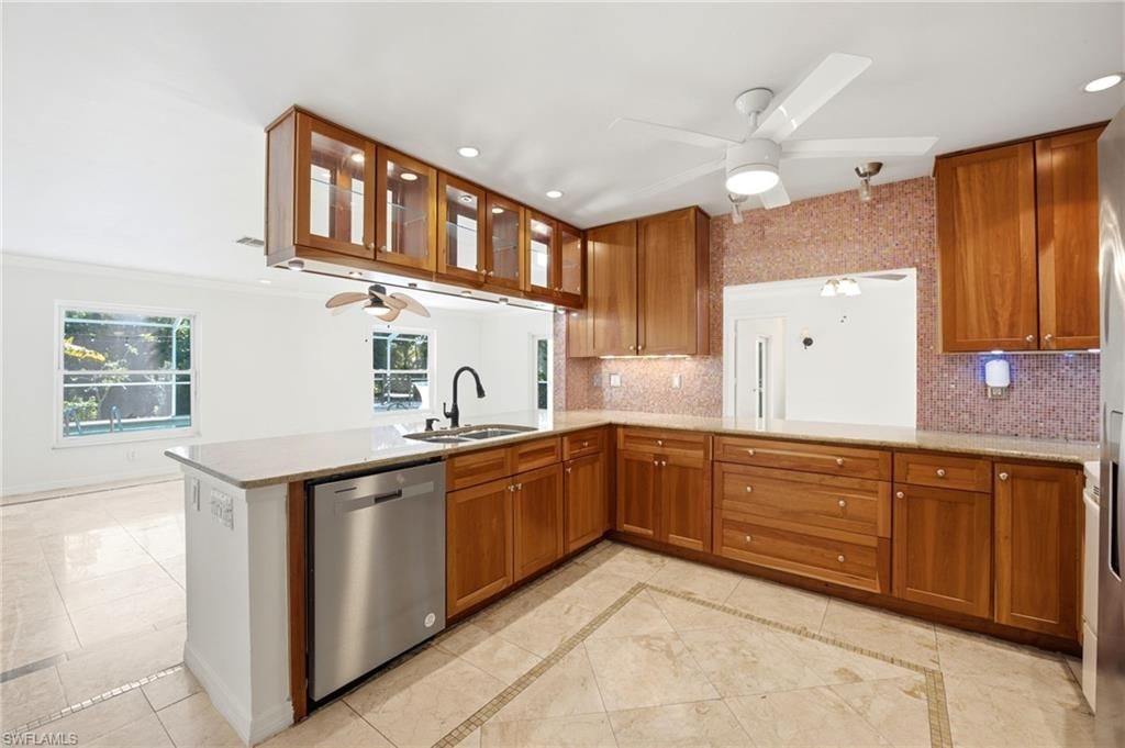 688 W Valley Dr, Bonita Springs, FL 34134 Photo