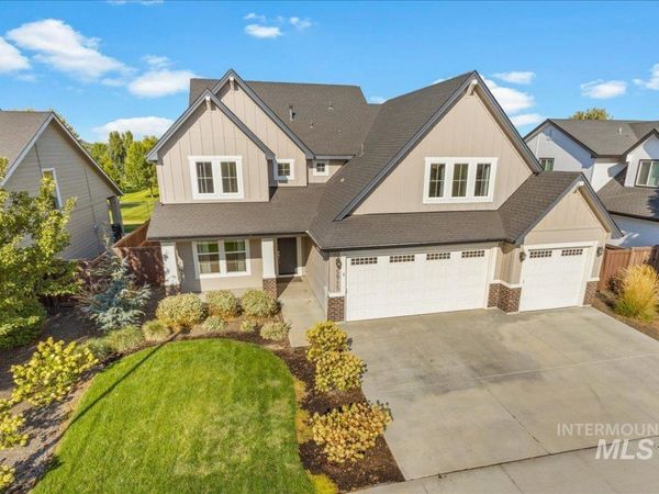 5915 N Vicenza Ave, Meridian, ID 83646