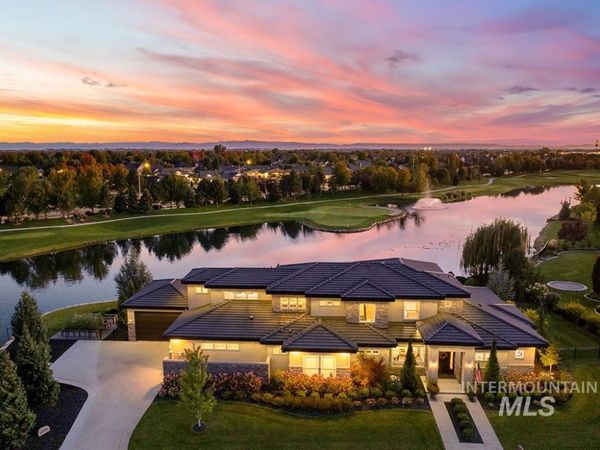 2031 W Island Green Ct, Meridian, ID 83646