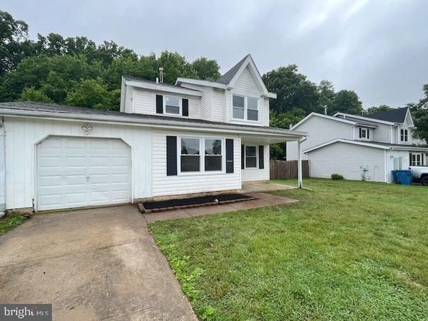 9 WELLINGTON DRIVE, NEWARK, DE 19702