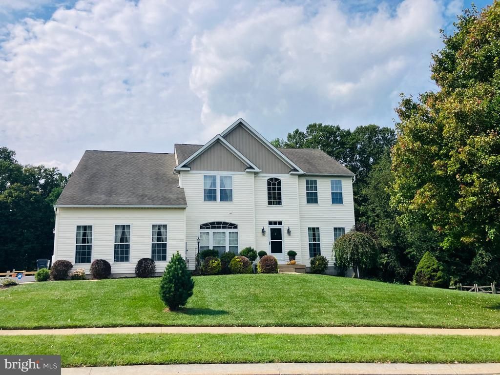 930 HILLCREST DRIVE , KINZERS, PA 17535