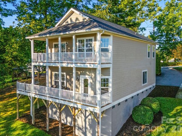 14 Summit Circle , Hendersonville, NC 28739