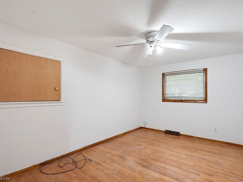 2207 Oaklawn Drive, Parma, OH 44134 Photo 11